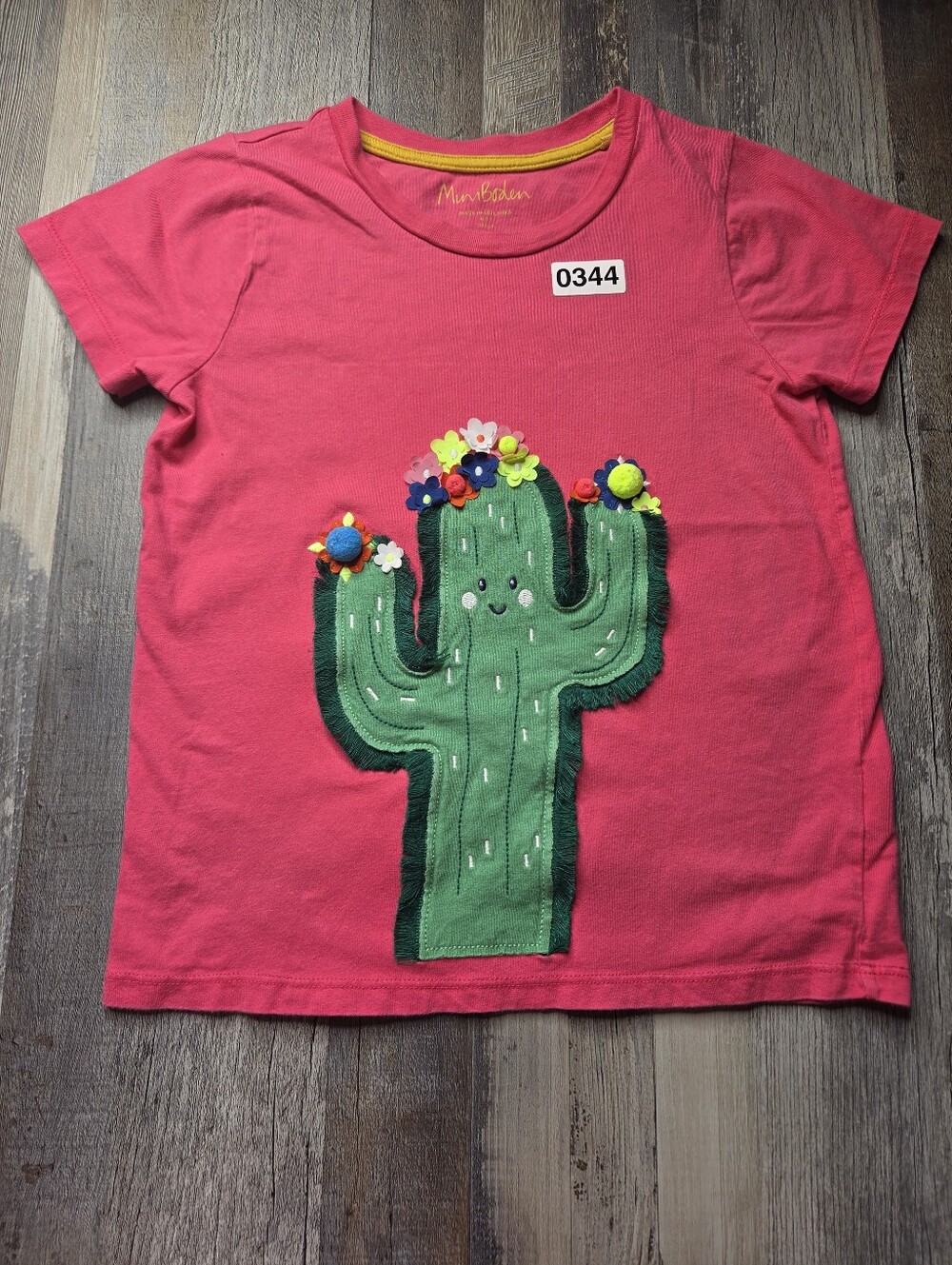 Mini Boden Girls Tshirt Size 8-9 Pink With Cactus